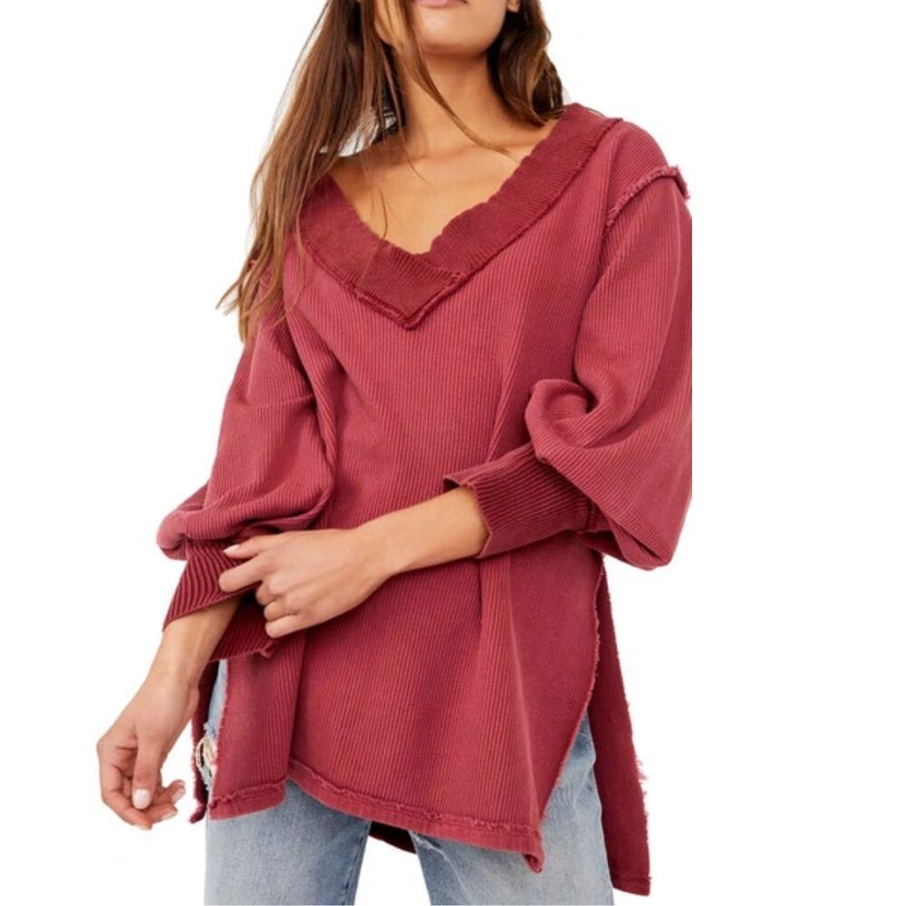 Free People Thermal Top Size Small OVERSIZED Asher V Neck in Stolen‎ Kiss